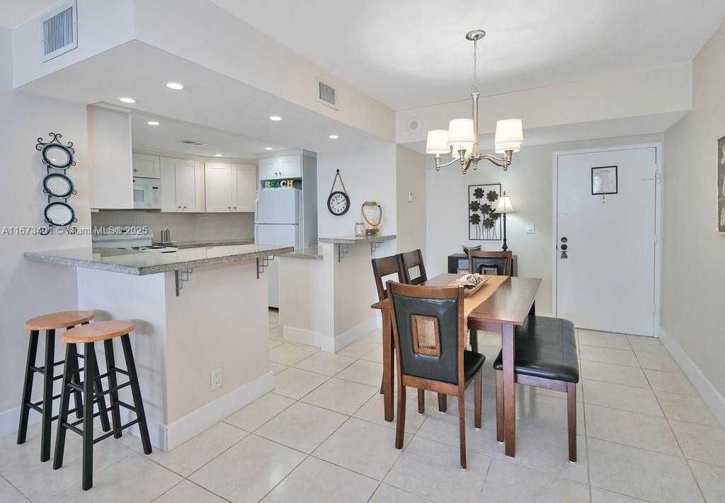 Small Image of 3725 SOUTH OCEAN DR #1216, Hollywood Number 11