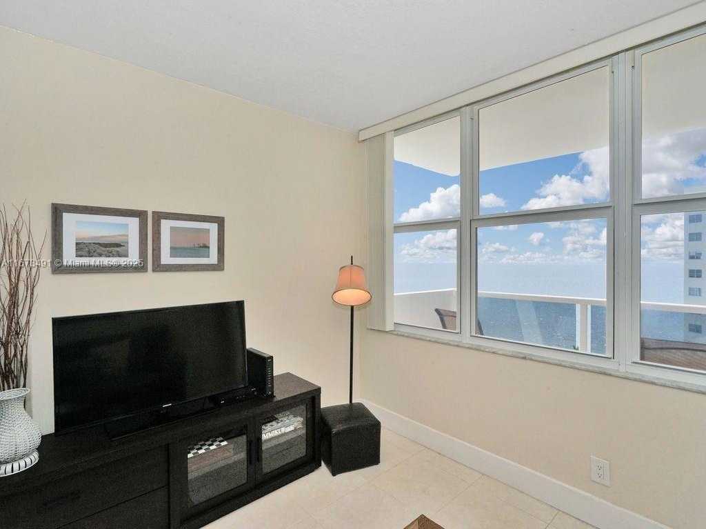 Small Image of 3725 SOUTH OCEAN DR #1216, Hollywood Number 17