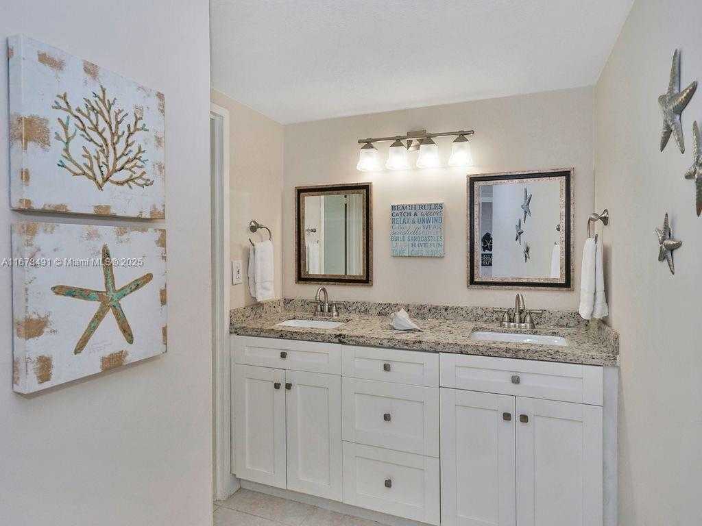 Small Image of 3725 SOUTH OCEAN DR #1216, Hollywood Number 8