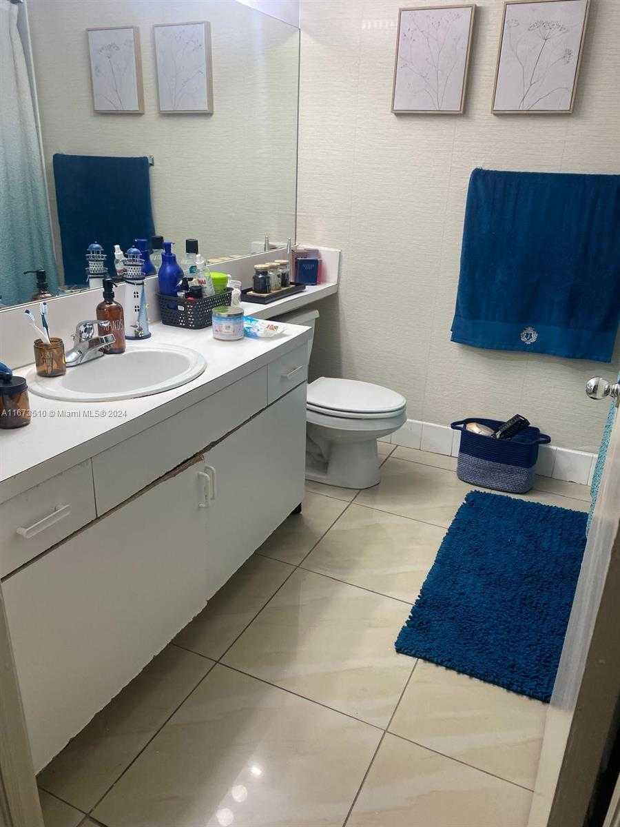 Small Image of 4440 NORTH WEST 107TH AVE #101-7, Doral Number 6