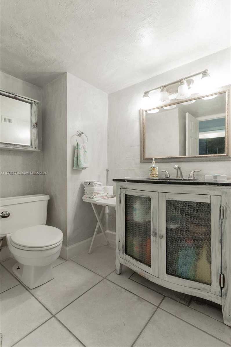 Small Image of 18071 BISCAYNE BLVD #303, Aventura Number 22