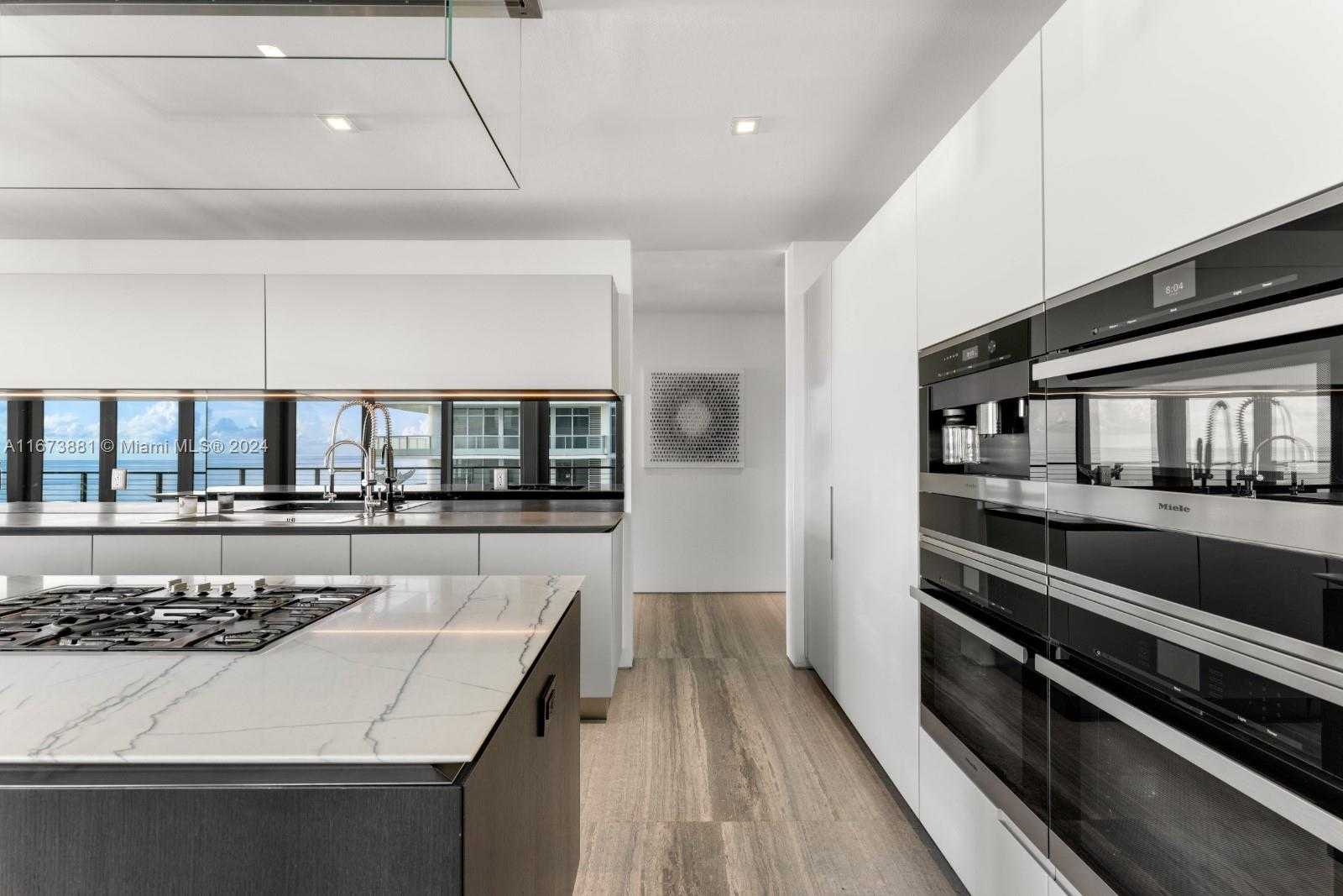 Small Image of 3651 COLLINS AVE #800, Miami Beach Number 16