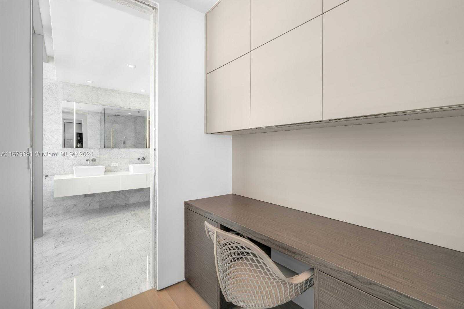 Small Image of 3651 COLLINS AVE #800, Miami Beach Number 25