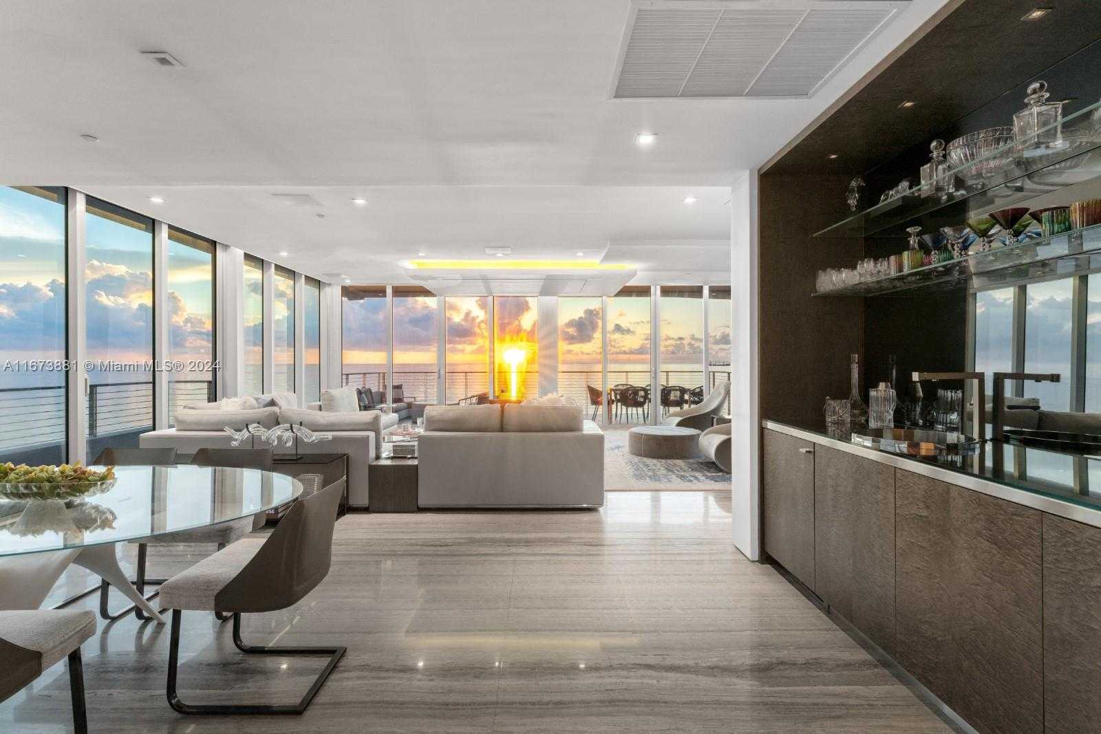 Small Image of 3651 COLLINS AVE #800, Miami Beach Number 5