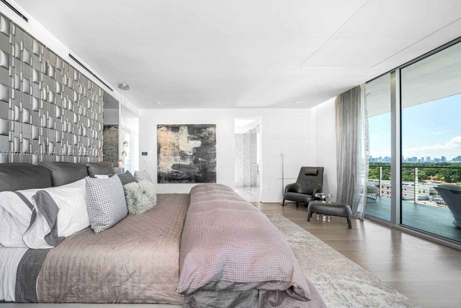 Small Image of 3651 COLLINS AVE #800, Miami Beach Number 6