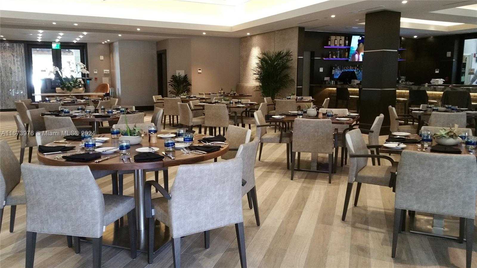Small Image of 3000 ISLAND BLVD #2404, Aventura Number 27