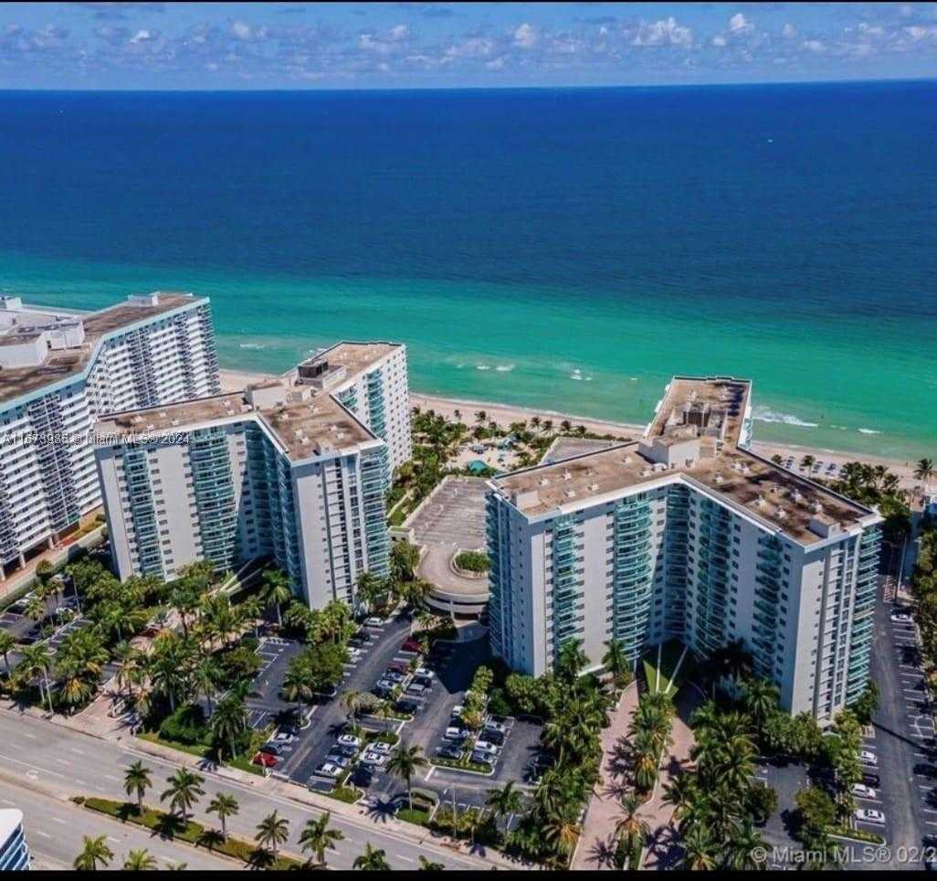Small Image of 3801 SOUTH OCEAN DR #9W, Hollywood Number 19
