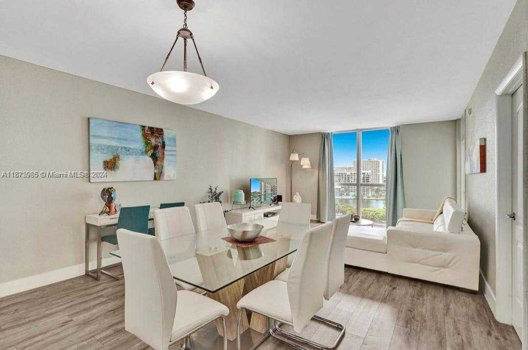 Small Image of 3801 SOUTH OCEAN DR #9W, Hollywood Number 2