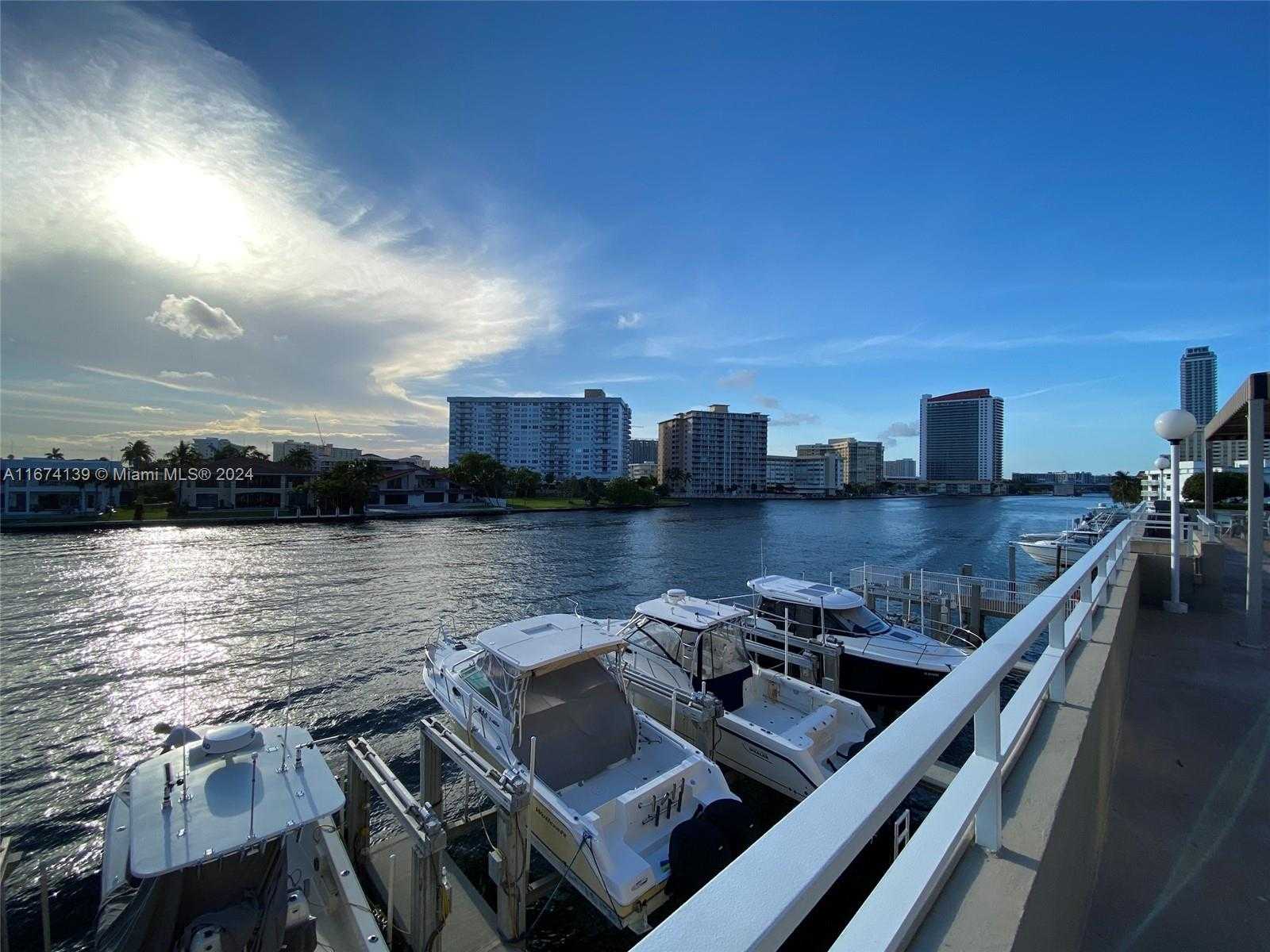 Small Image of 1965 SOUTH OCEAN DR #4D, Hallandale Beach Number 24