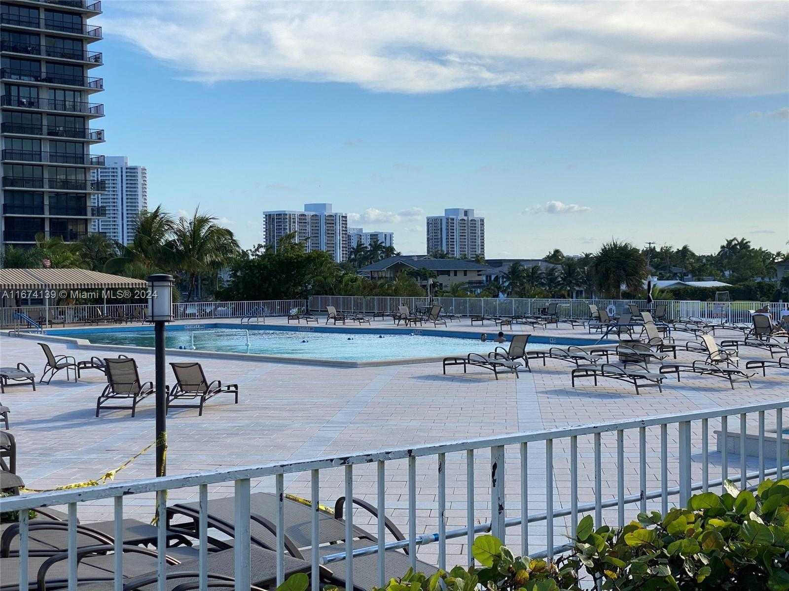 Small Image of 1965 SOUTH OCEAN DR #4D, Hallandale Beach Number 26