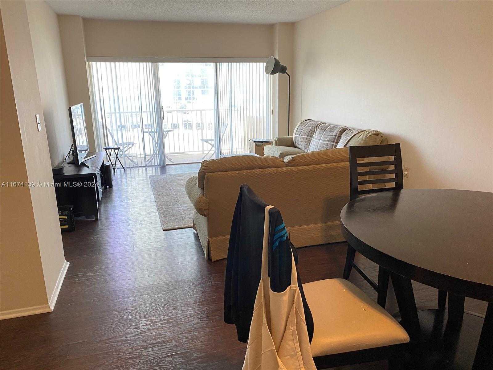 Small Image of 1965 SOUTH OCEAN DR #4D, Hallandale Beach Number 9