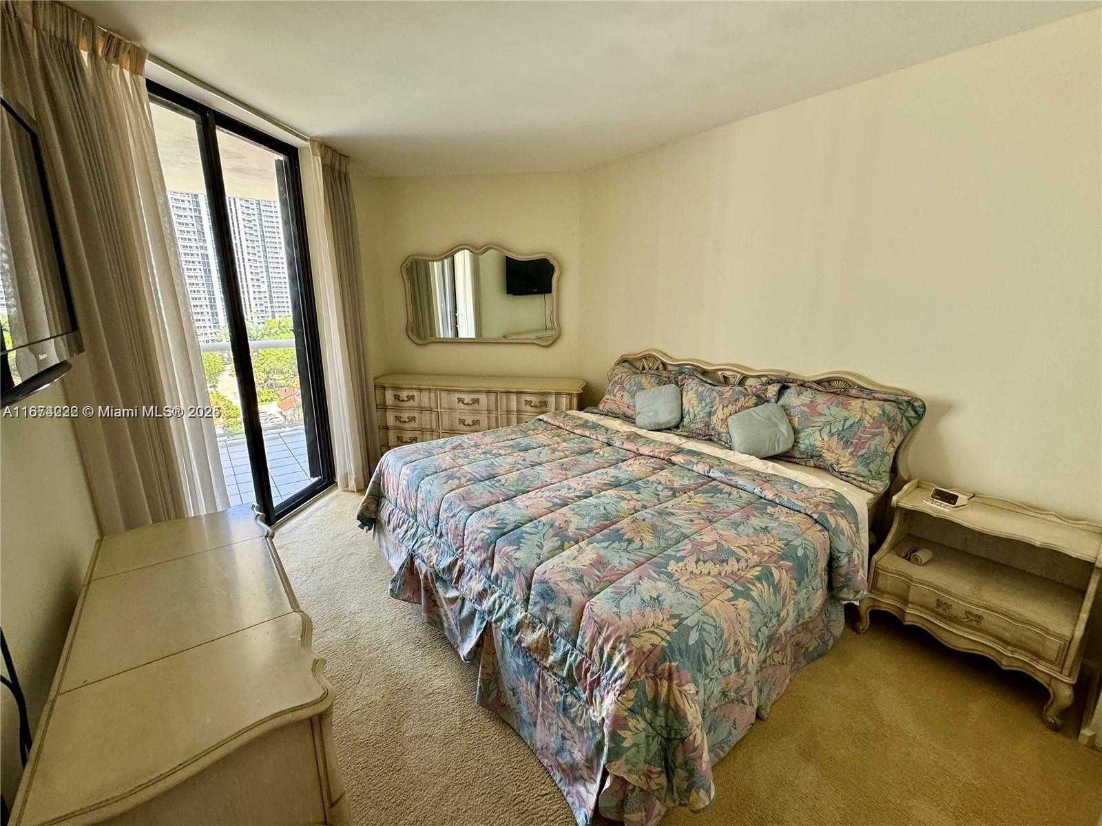 Small Image of 3610 YACHT CLUB DR #906, Aventura Number 20