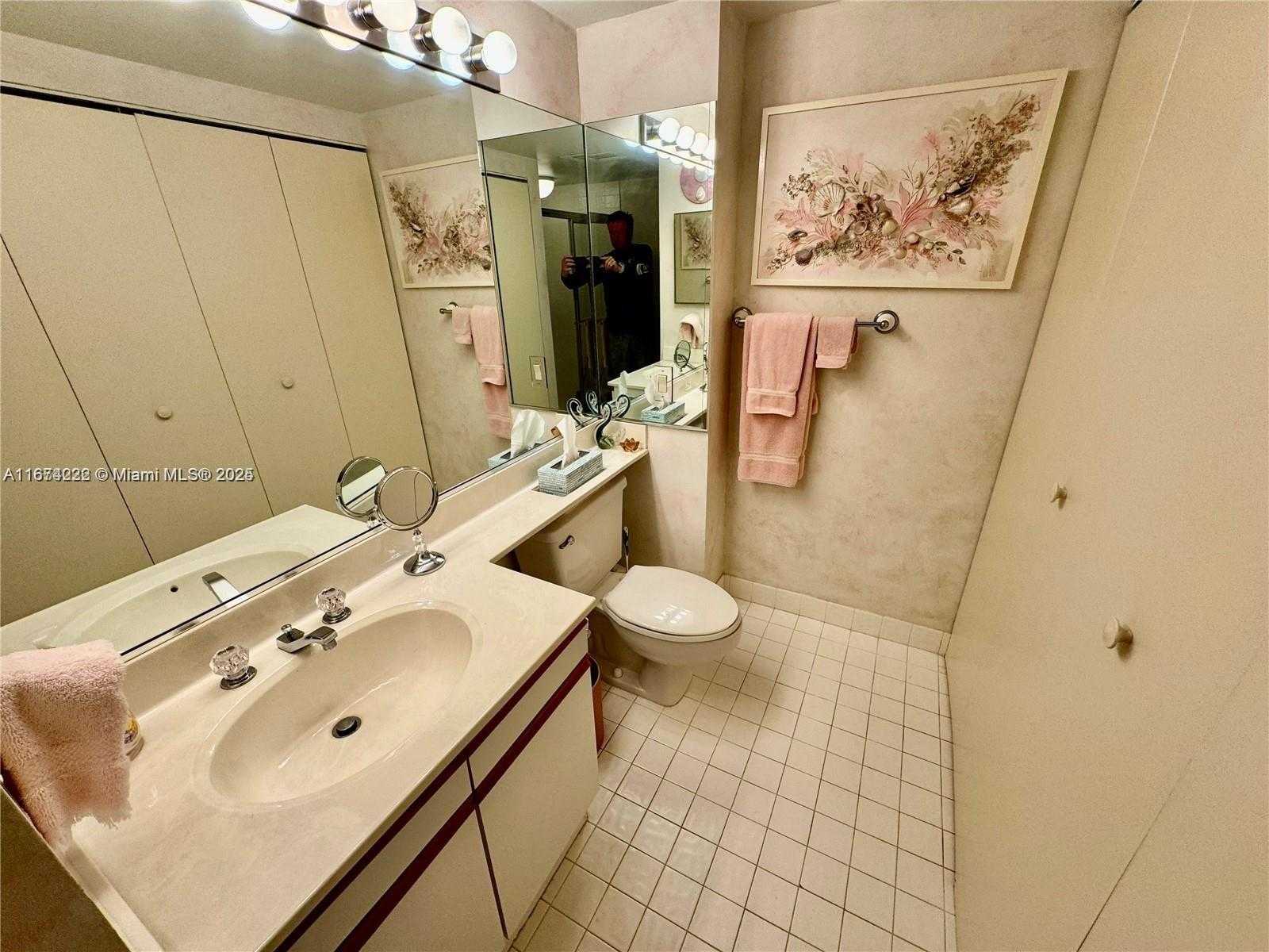 Small Image of 3610 YACHT CLUB DR #906, Aventura Number 22