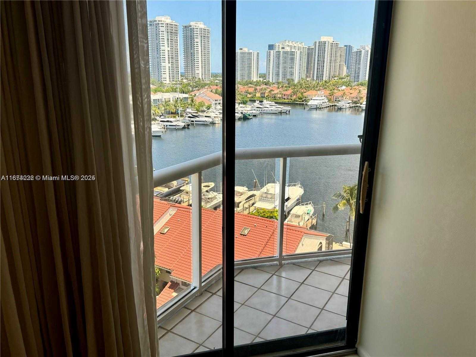 Small Image of 3610 YACHT CLUB DR #906, Aventura Number 26