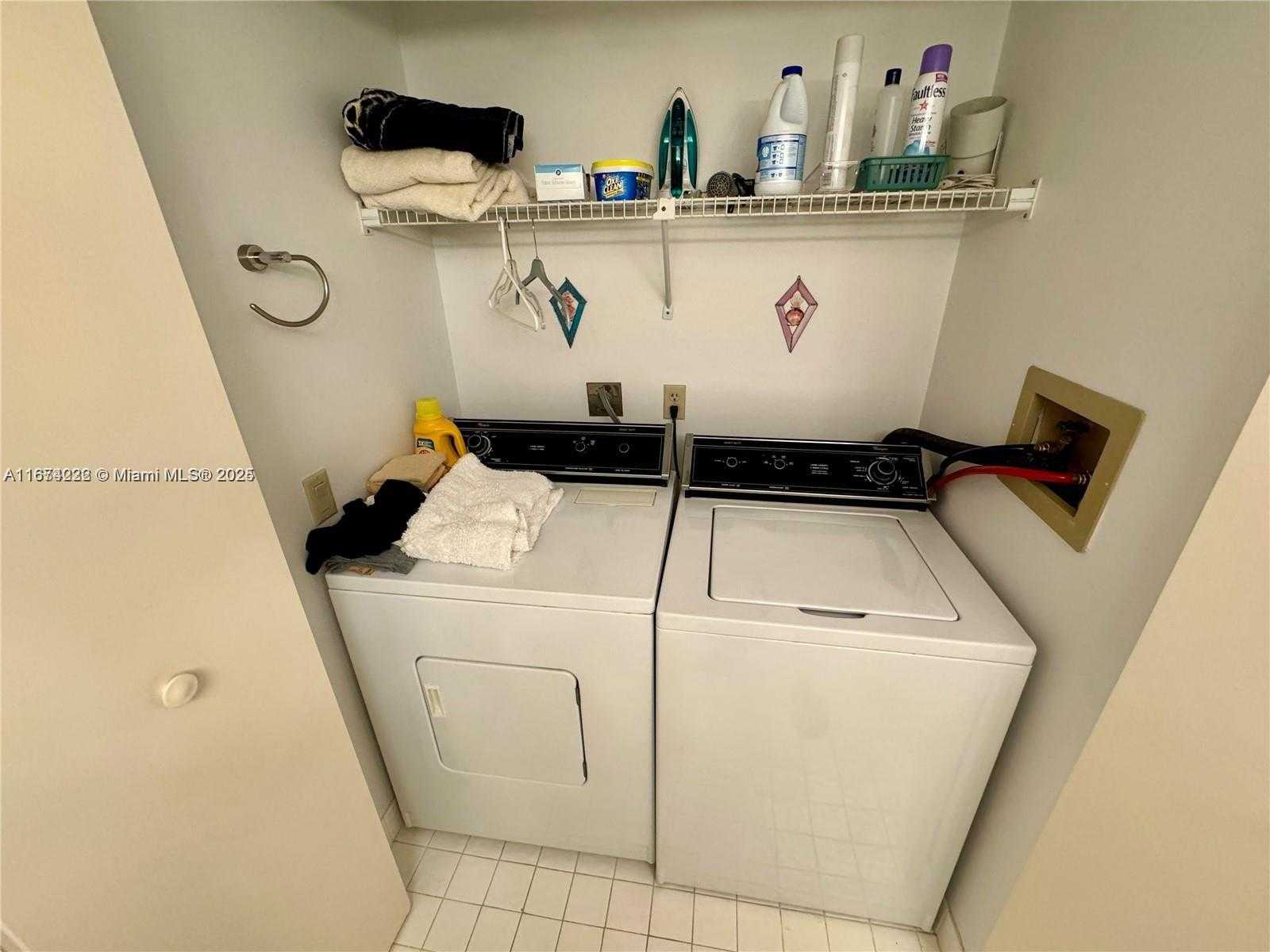 Small Image of 3610 YACHT CLUB DR #906, Aventura Number 37