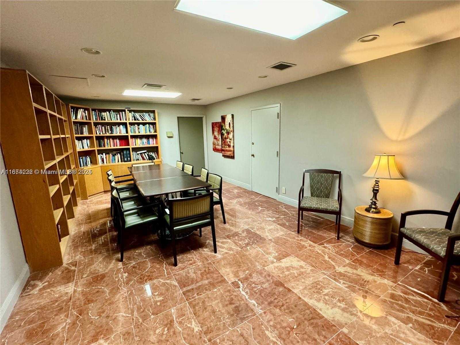Small Image of 3610 YACHT CLUB DR #906, Aventura Number 48