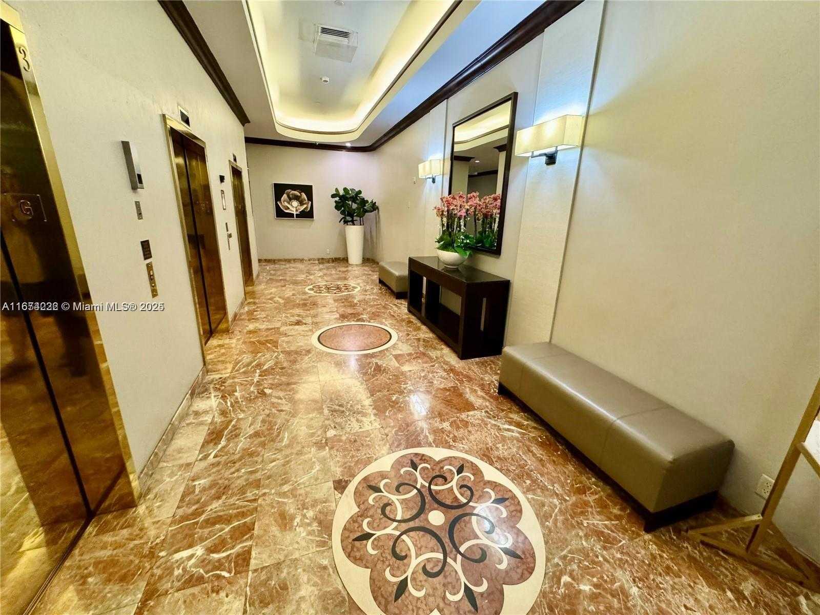 Small Image of 3610 YACHT CLUB DR #906, Aventura Number 52