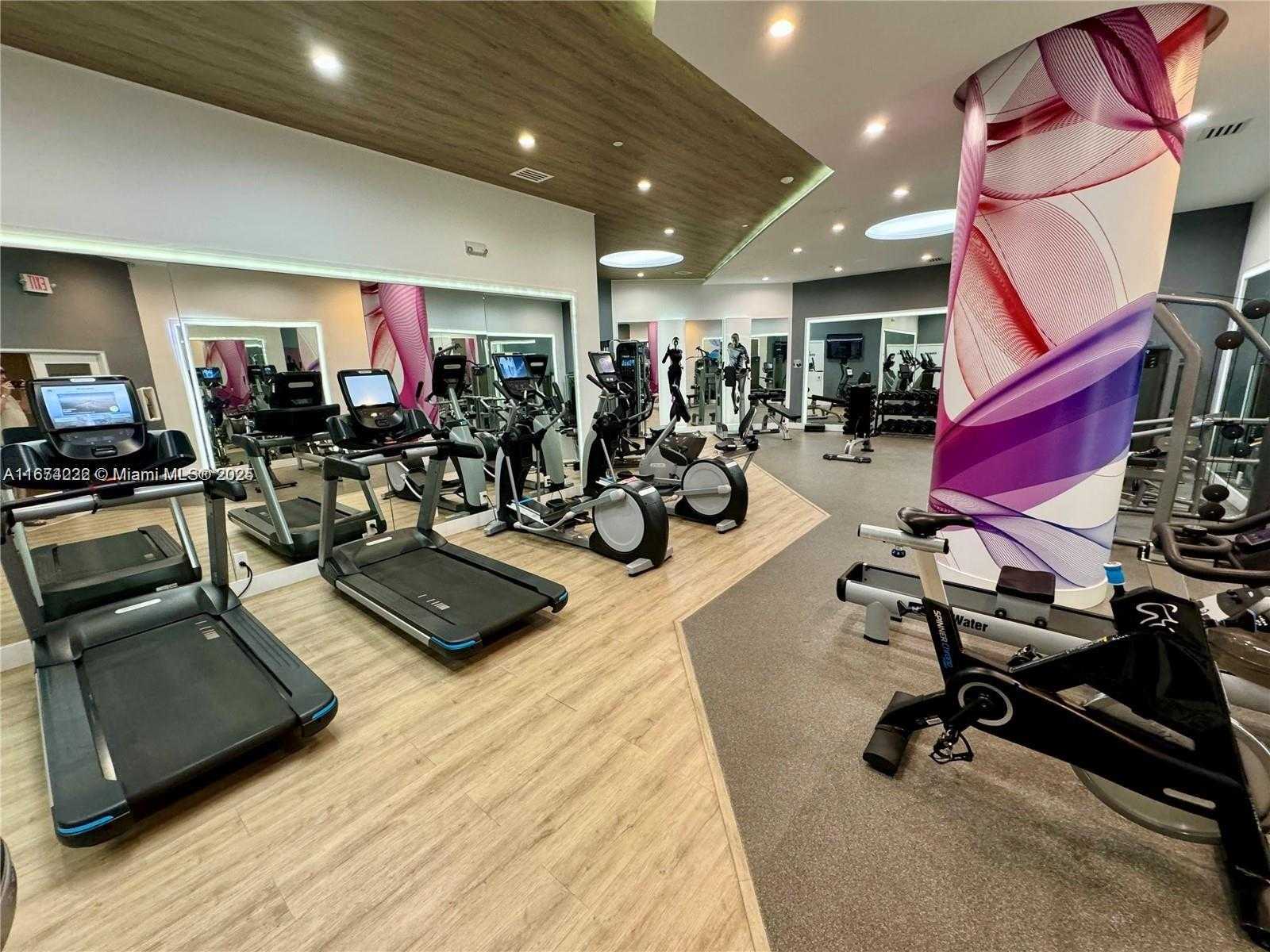 Small Image of 3610 YACHT CLUB DR #906, Aventura Number 54