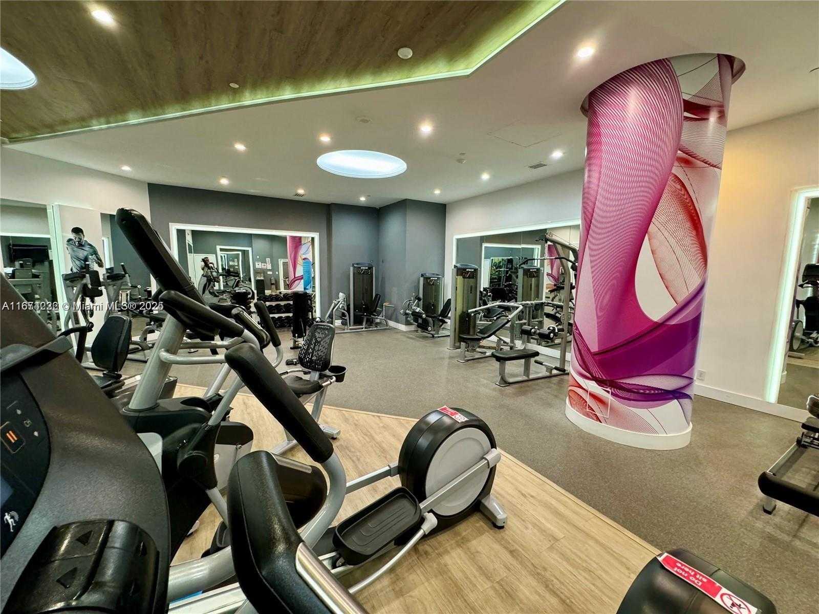 Small Image of 3610 YACHT CLUB DR #906, Aventura Number 55