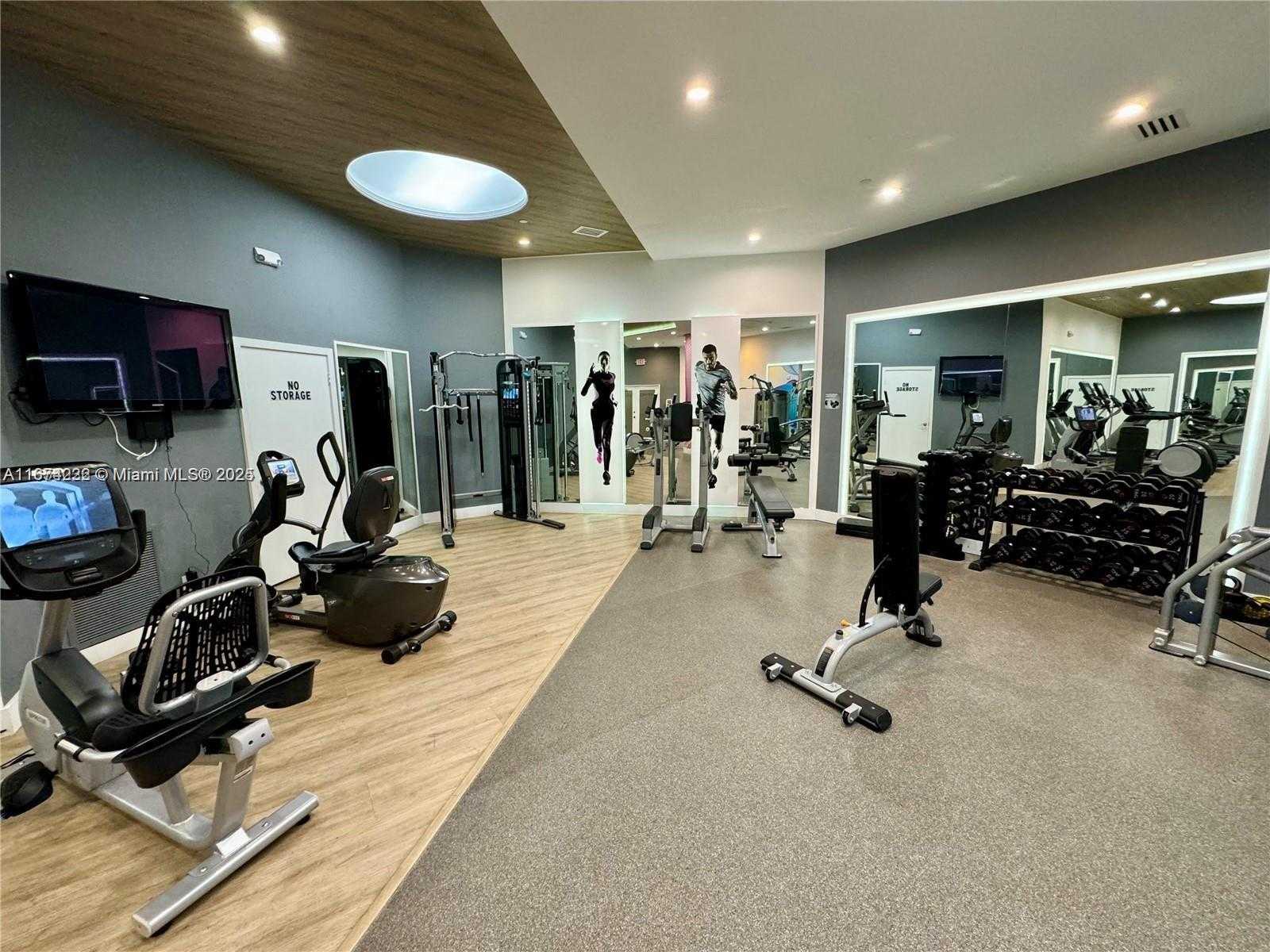 Small Image of 3610 YACHT CLUB DR #906, Aventura Number 56