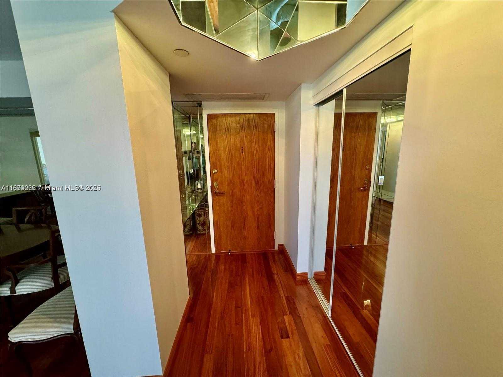 Small Image of 3610 YACHT CLUB DR #906, Aventura Number 6