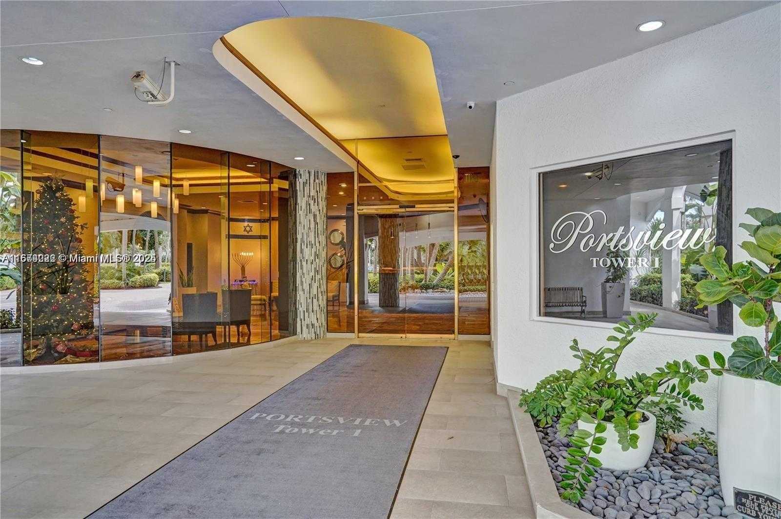 Small Image of 3610 YACHT CLUB DR #906, Aventura Number 65