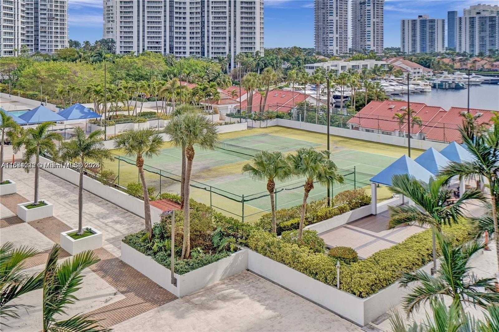 Small Image of 3610 YACHT CLUB DR #906, Aventura Number 67