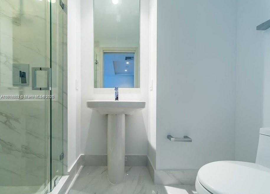 Small Image of 801 SOUTH MIAMI AVE #2707, Miami Number 7