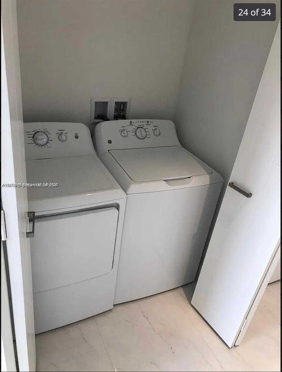 Imagen de Pequeño Objeto