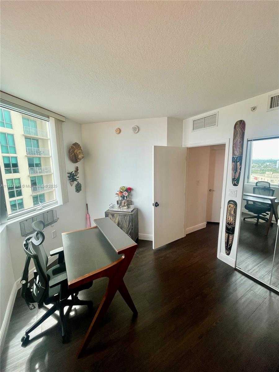 Small Image of 9066 SOUTH WEST 73RD CT #1205, Miami Number 34