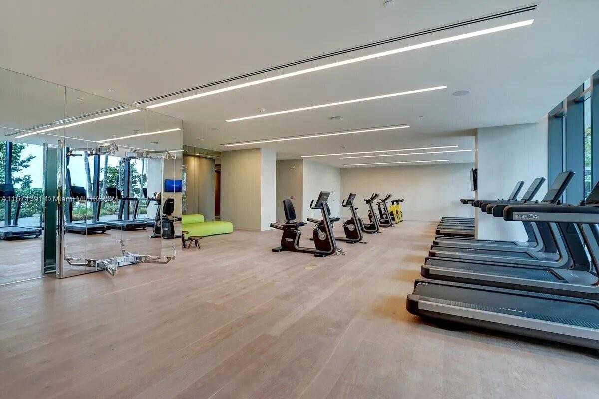 Small Image of 888 BISCAYNE BLVD #1811, Miami Number 22