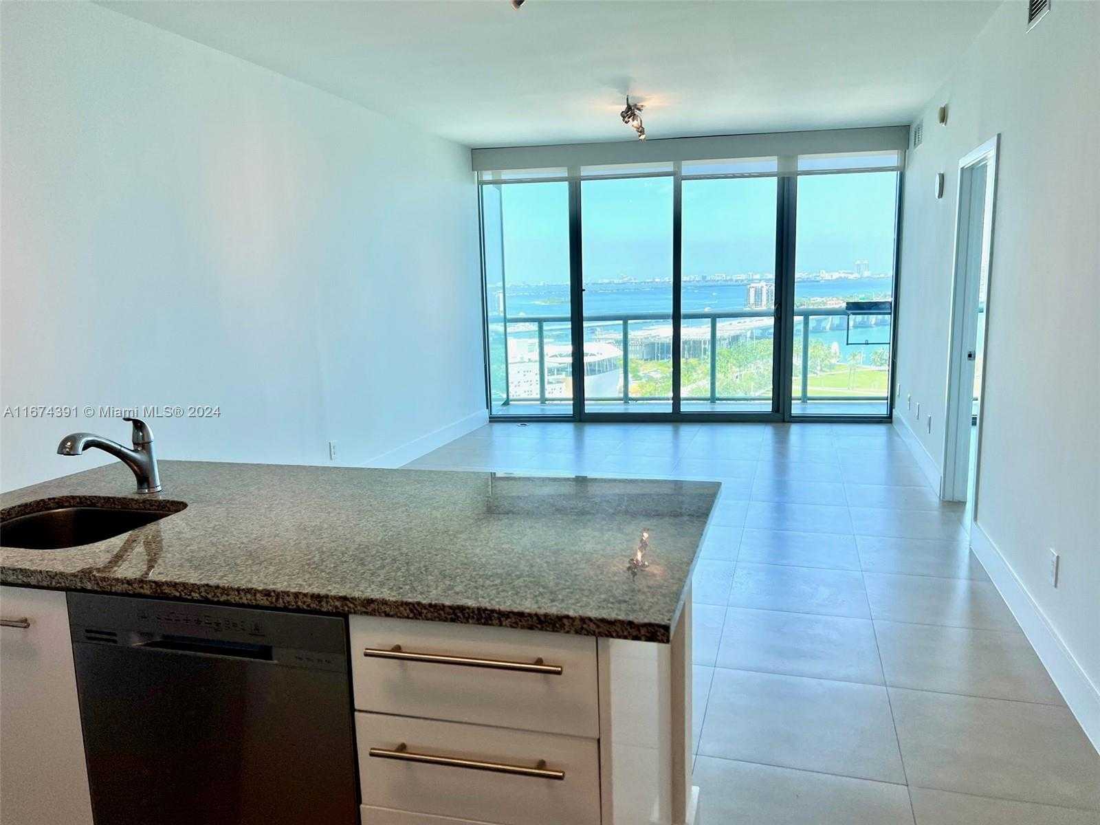 Small Image of 888 BISCAYNE BLVD #1811, Miami Number 7