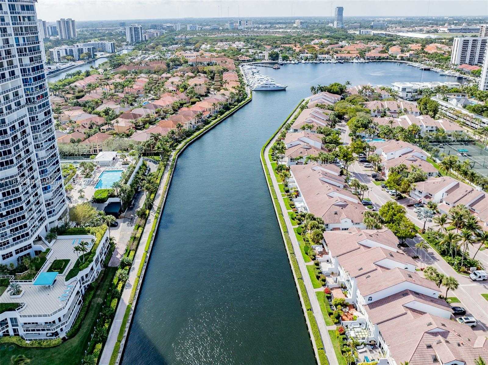 Small Image of 3801 NORTH EAST 207TH ST #504, Aventura Number 28
