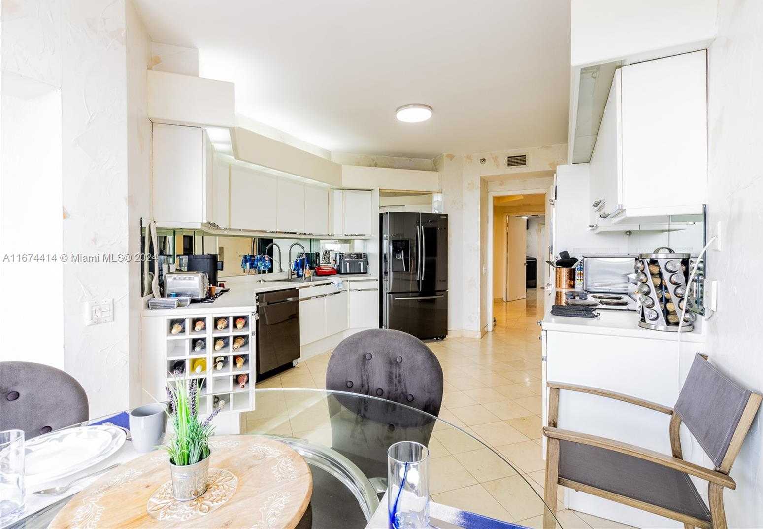 Small Image of 3801 NORTH EAST 207TH ST #504, Aventura Number 6