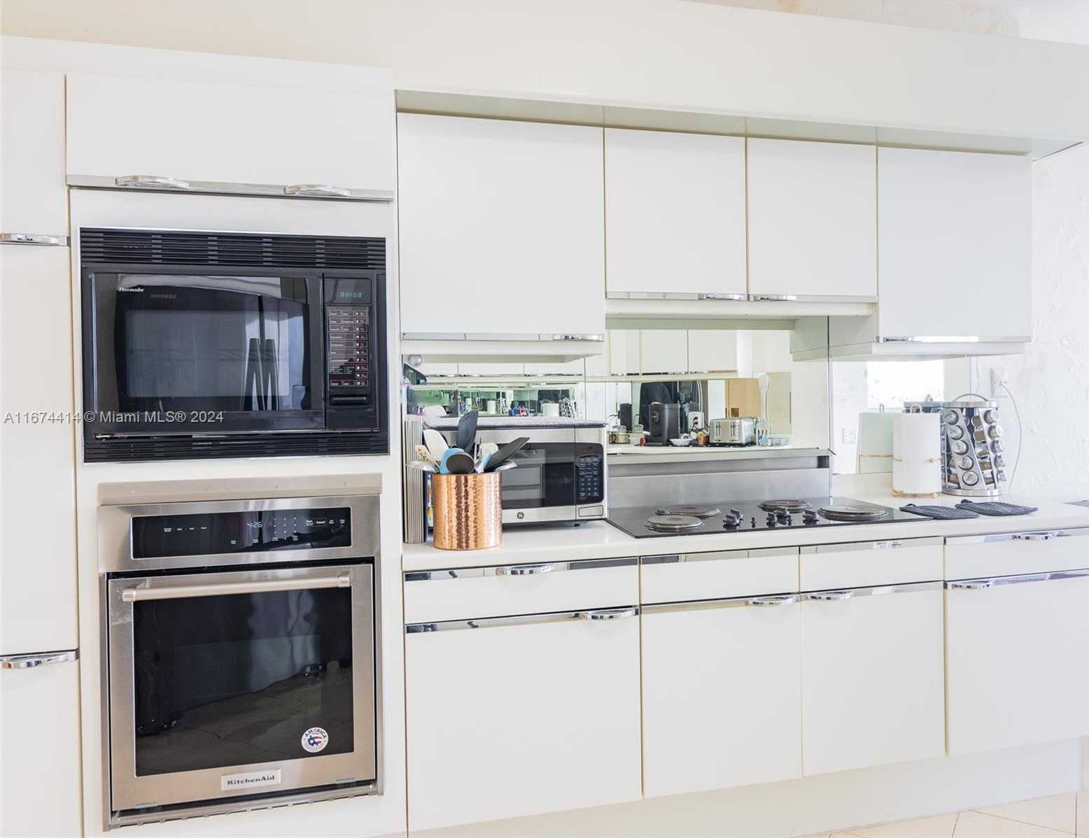 Small Image of 3801 NORTH EAST 207TH ST #504, Aventura Number 7