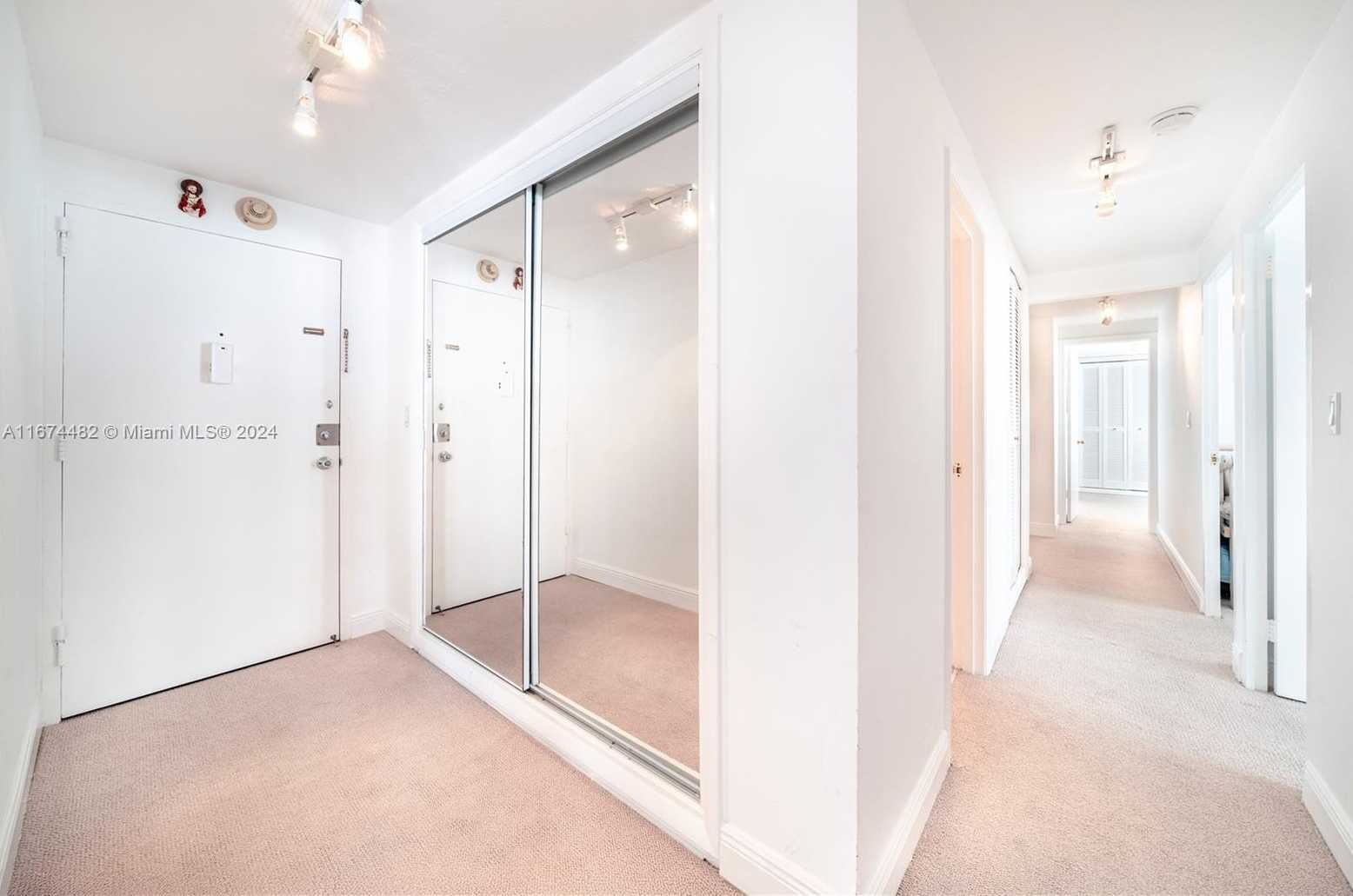 Small Image of 1408 BRICKELL BAY DR #1415 & 1416, Miami Number 13