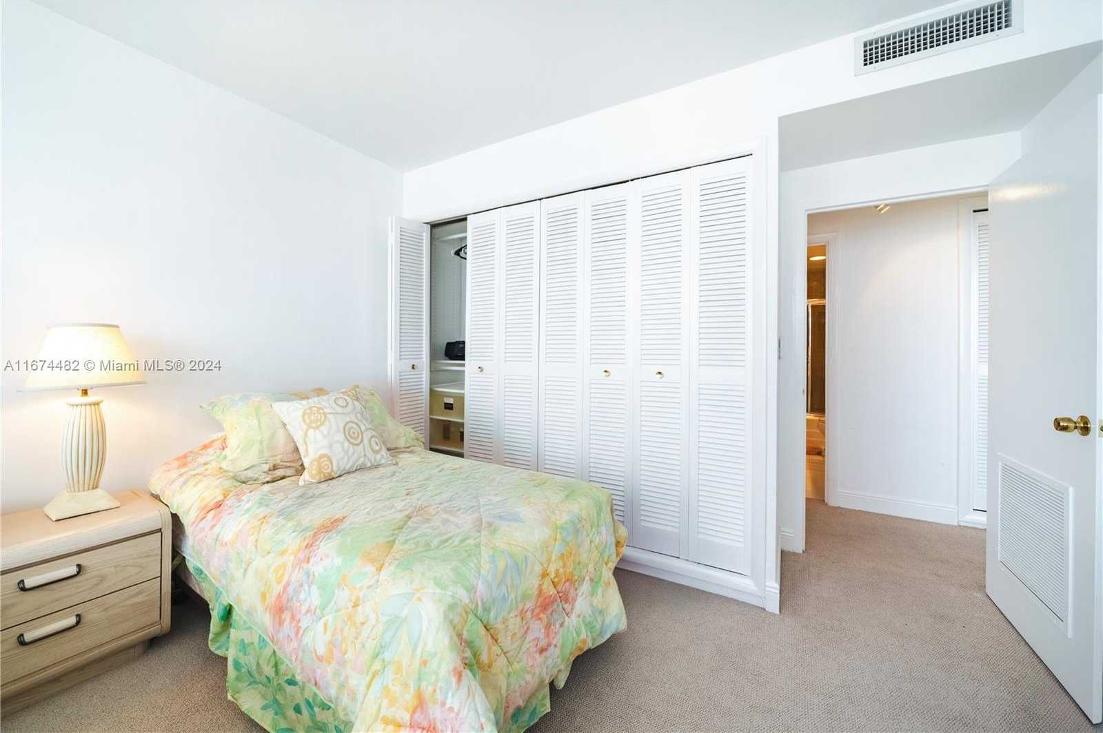 Small Image of 1408 BRICKELL BAY DR #1415 & 1416, Miami Number 19