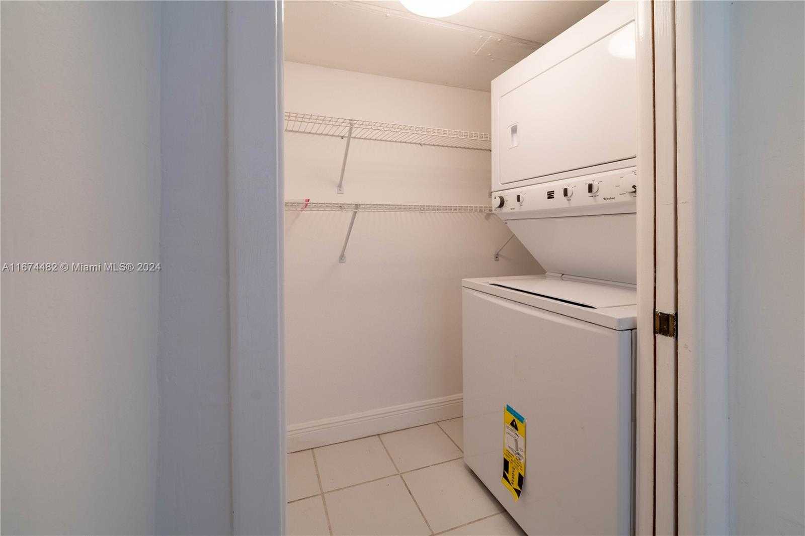 Small Image of 1408 BRICKELL BAY DR #1415 & 1416, Miami Number 23