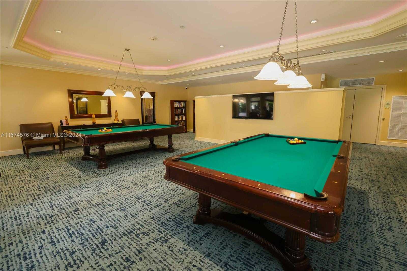 Small Image of 19900 E Country Club Dr, Aventura, FL 33180, USA Number 28