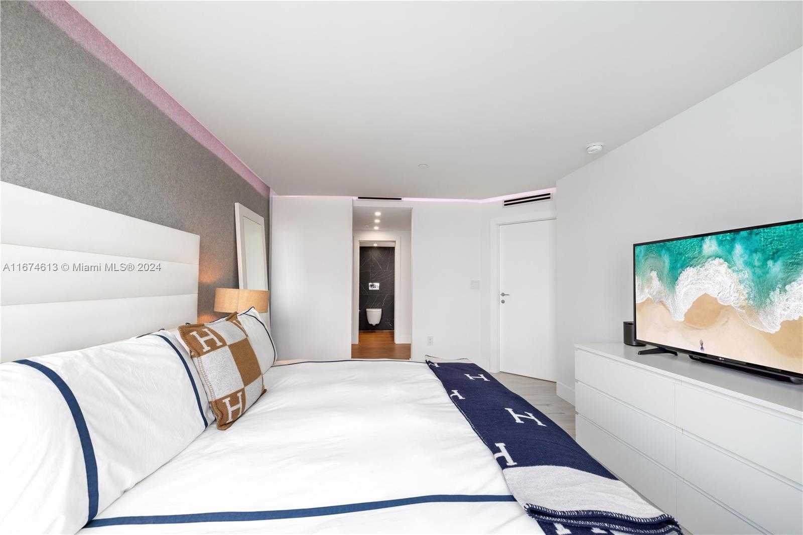 Small Image of 650 WEST AVE #1101, Miami Beach Number 14