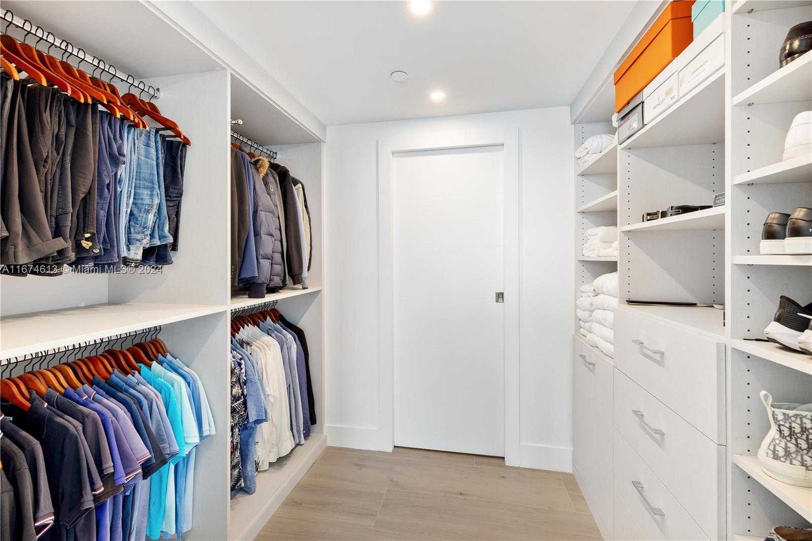 Small Image of 650 WEST AVE #1101, Miami Beach Number 17