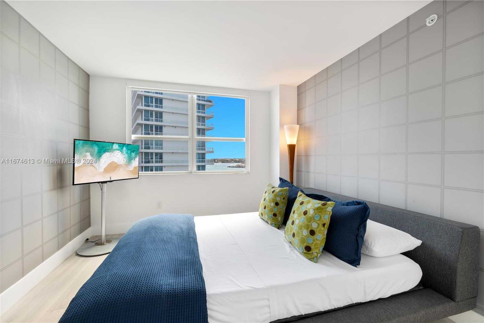 Small Image of 650 WEST AVE #1101, Miami Beach Number 19