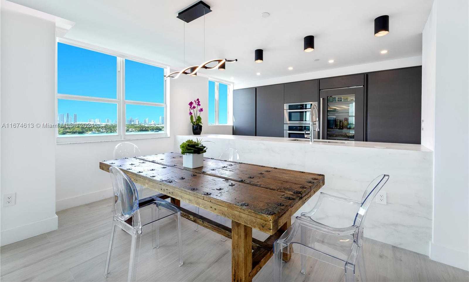 Small Image of 650 WEST AVE #1101, Miami Beach Number 6