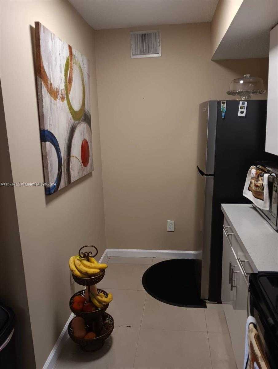 Small Image of 18870 NORTH WEST 57TH AVE #108, Hialeah Number 29