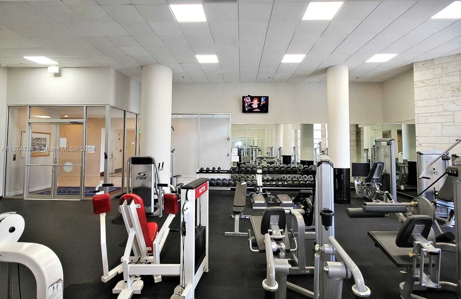 Small Image of 5161 COLLINS AVE #1003, Miami Beach Number 42