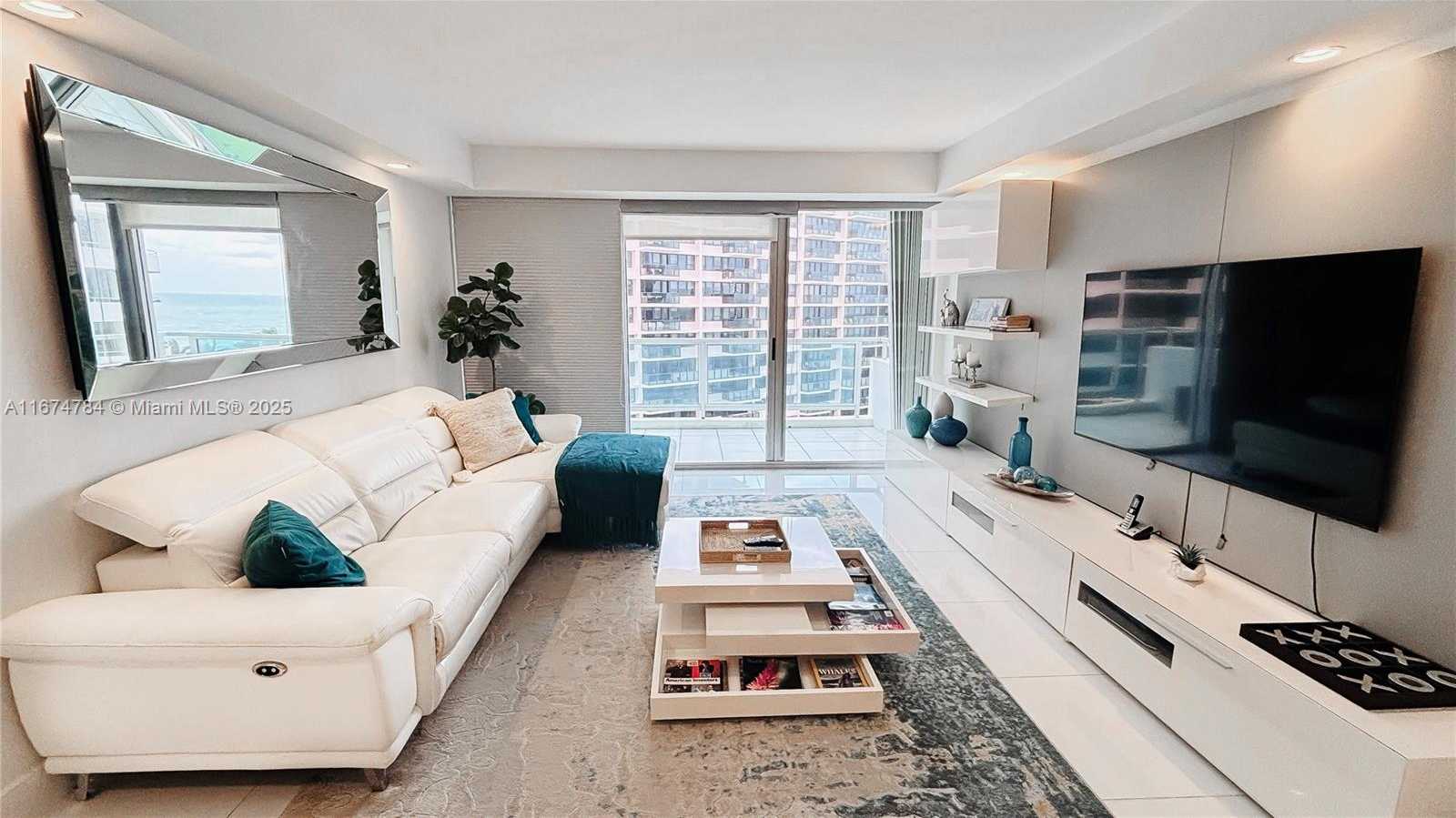 Small Image of 5161 COLLINS AVE #1003, Miami Beach Number 7