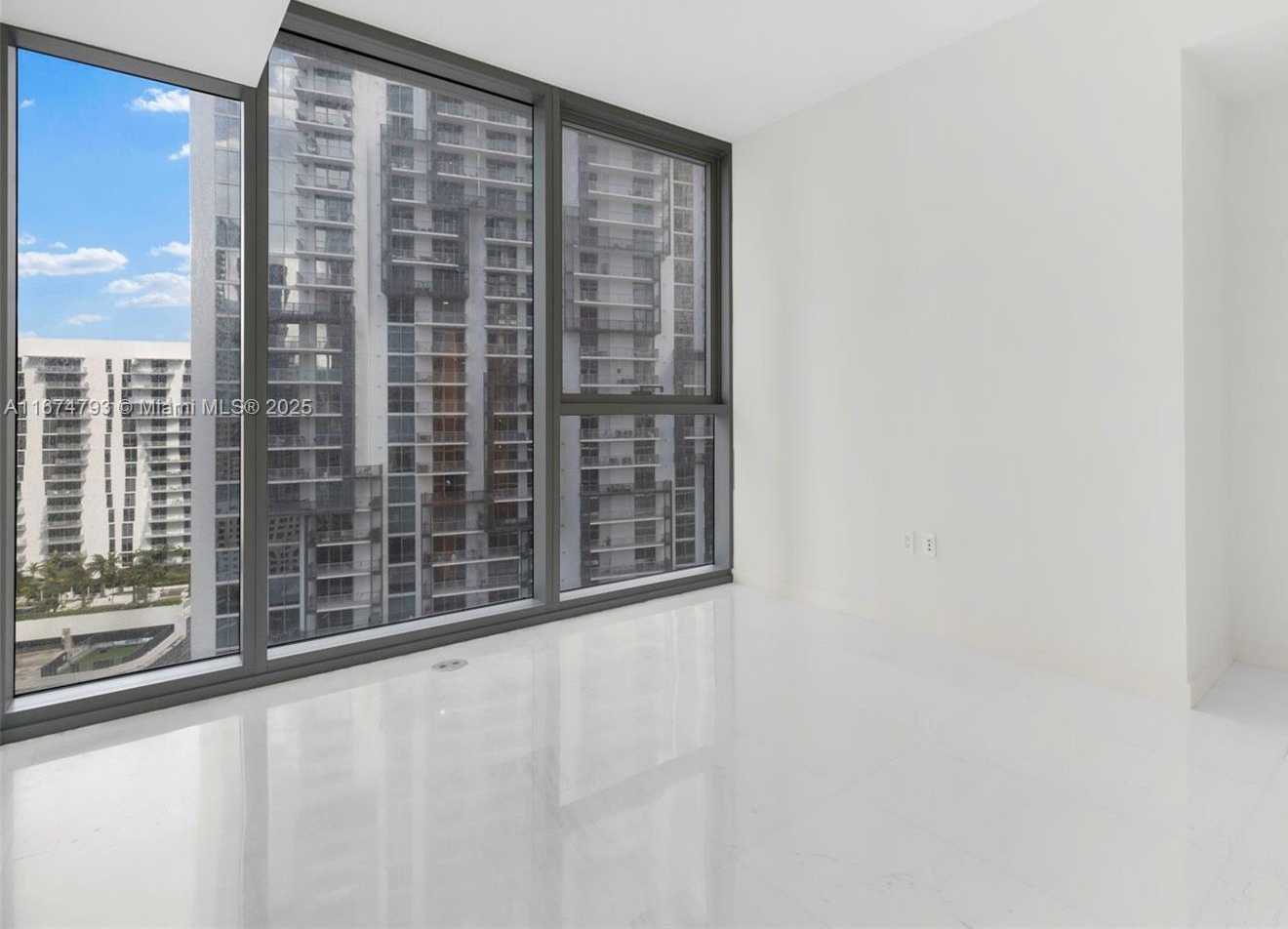 Small Image of 300 BISCAYNE BLVD WAY #2409, Miami Number 32