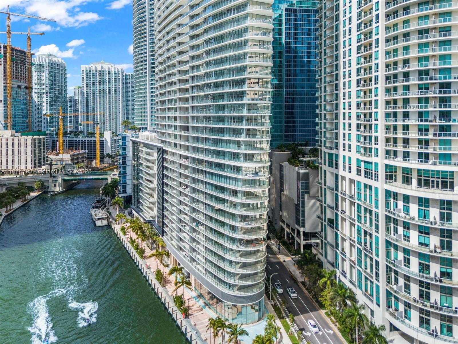 Small Image of 300 BISCAYNE BLVD WAY #2409, Miami Number 46