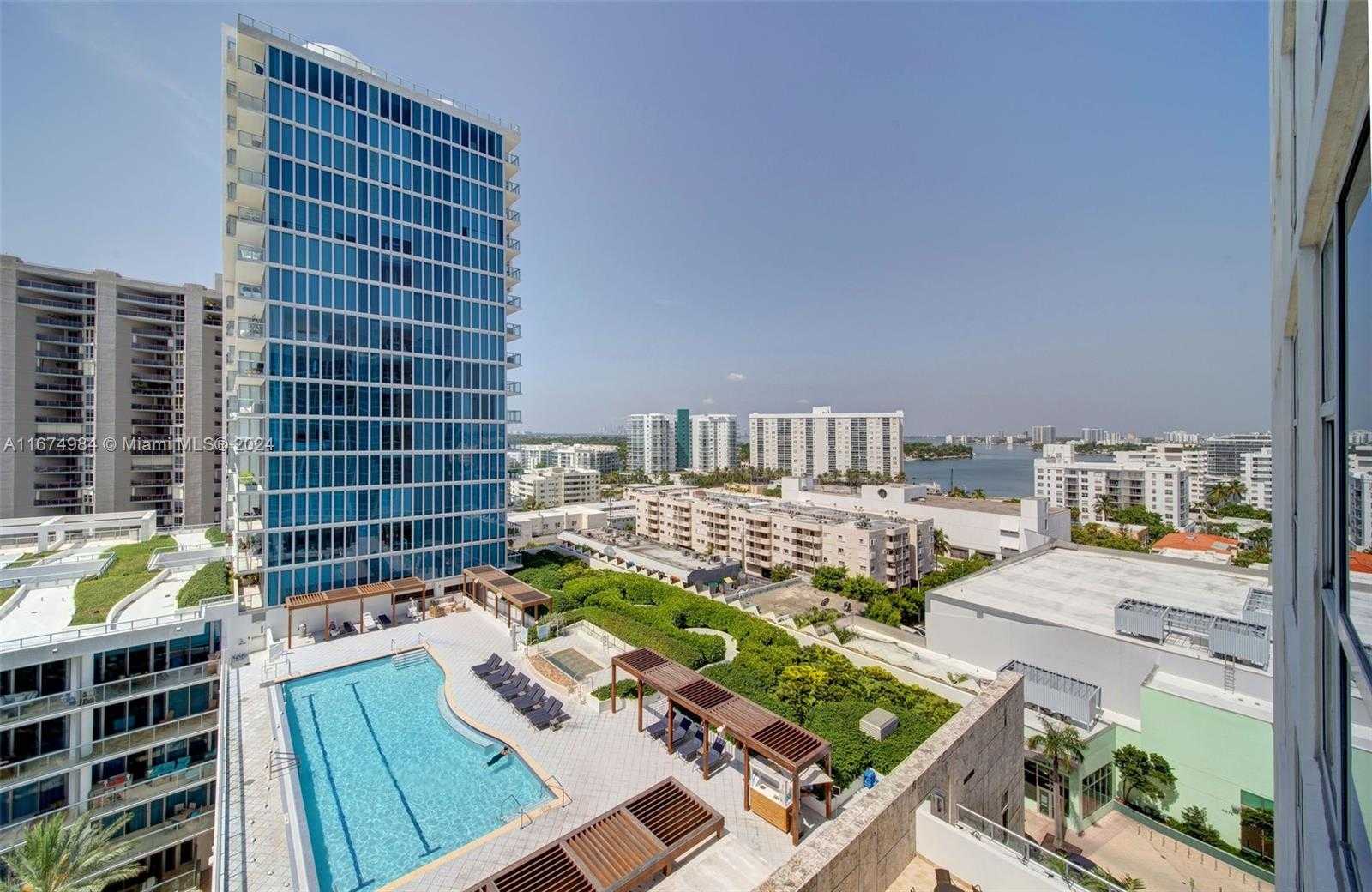 Small Image of 6801 COLLINS AVE #1110, Miami Beach Number 13