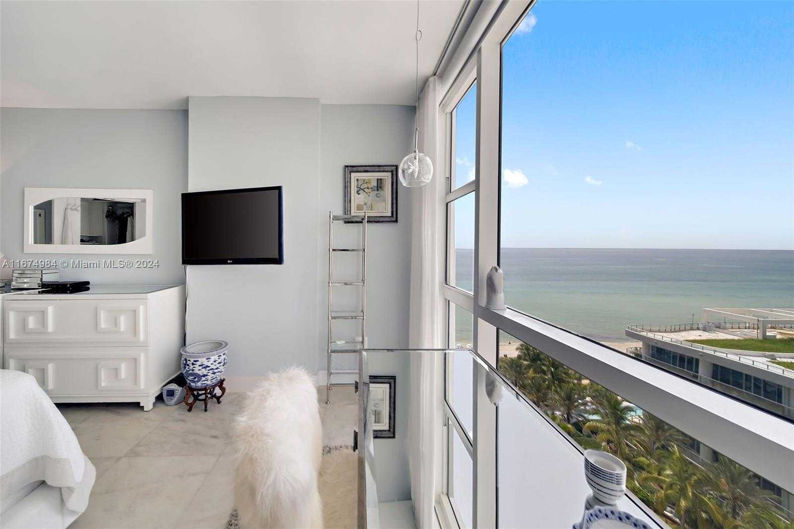 Small Image of 6801 COLLINS AVE #1110, Miami Beach Number 15